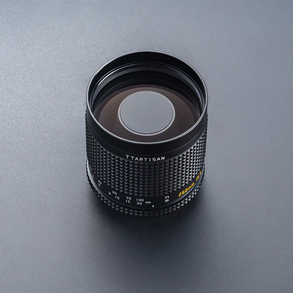 TTArtisan 250 mm F5.6 Objectif Bokeh Donut Reflex Plein Format pour Appareils Photo à Monture M42